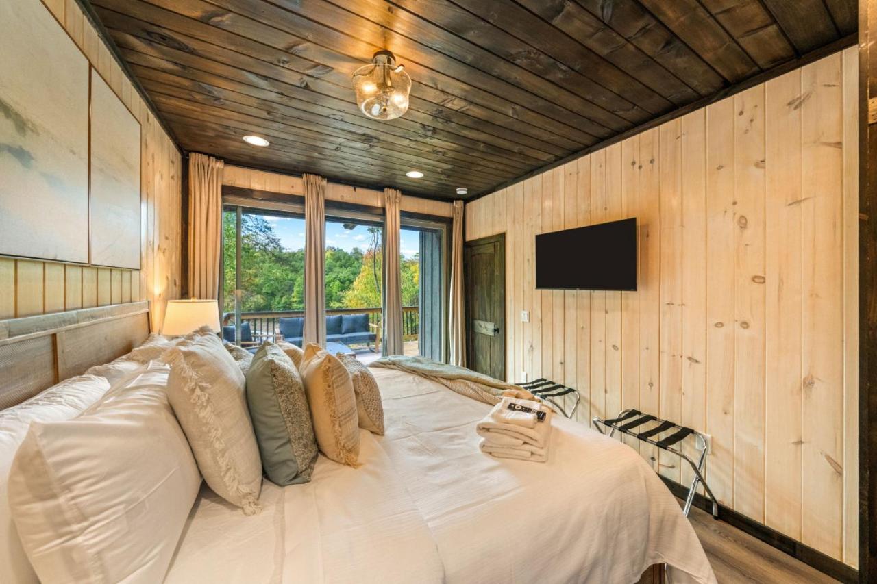 דנדרידג' Cozy Cove Retreat W Lake View Hot Tub Firepit מראה חיצוני תמונה