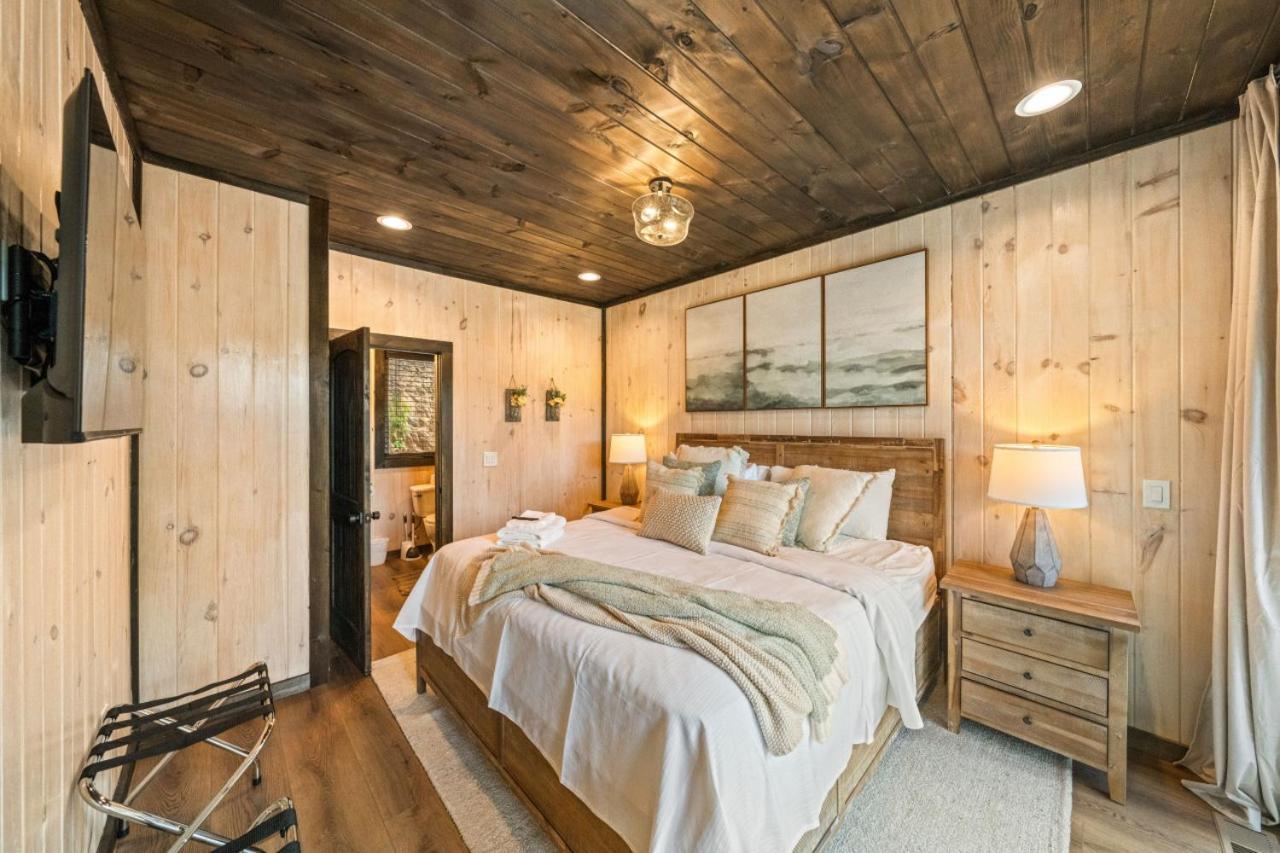 דנדרידג' Cozy Cove Retreat W Lake View Hot Tub Firepit מראה חיצוני תמונה