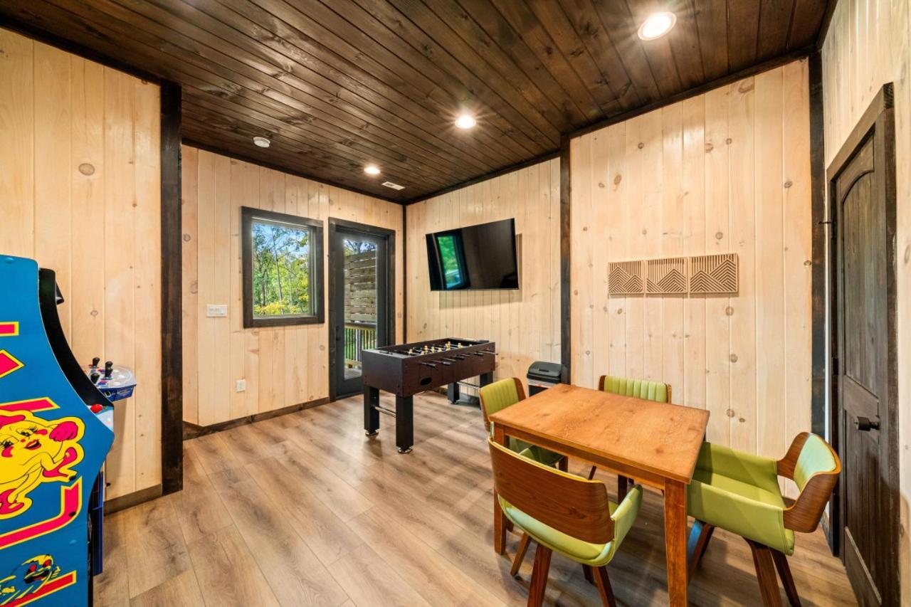 דנדרידג' Cozy Cove Retreat W Lake View Hot Tub Firepit מראה חיצוני תמונה