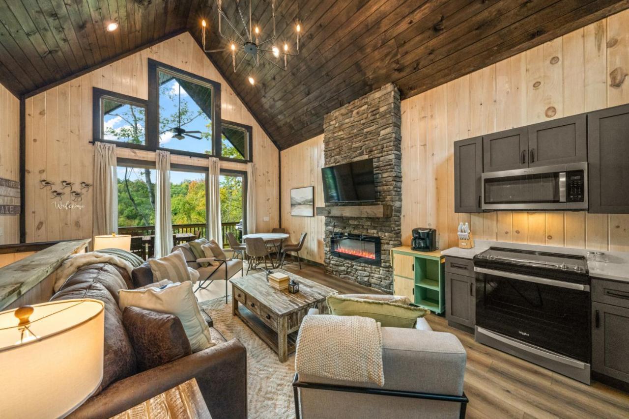 דנדרידג' Cozy Cove Retreat W Lake View Hot Tub Firepit מראה חיצוני תמונה