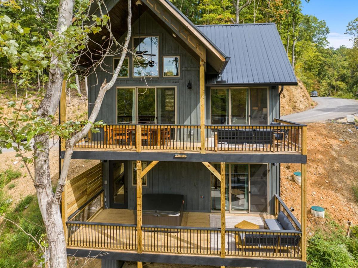 דנדרידג' Cozy Cove Retreat W Lake View Hot Tub Firepit מראה חיצוני תמונה